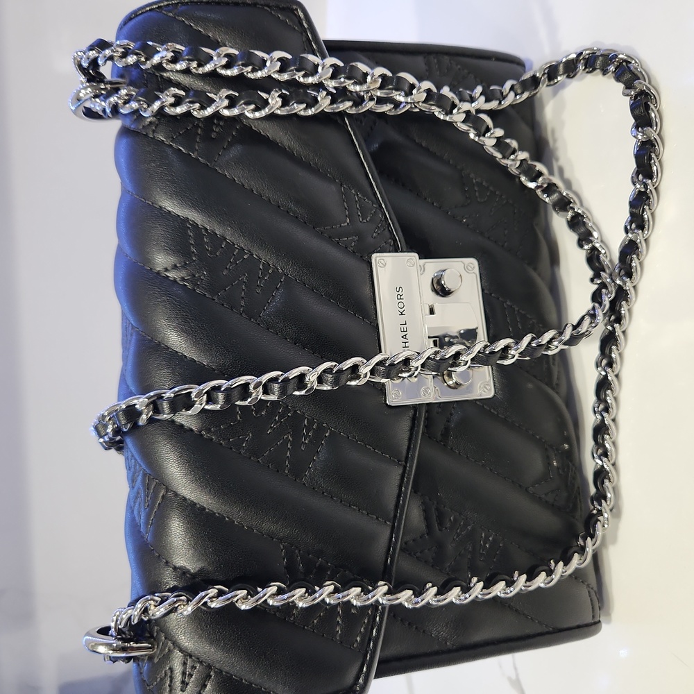💥💥💥Michael Kors Rose Medium Flap Shoulder Bag Vegan Authenicated - Picture 2 of 10